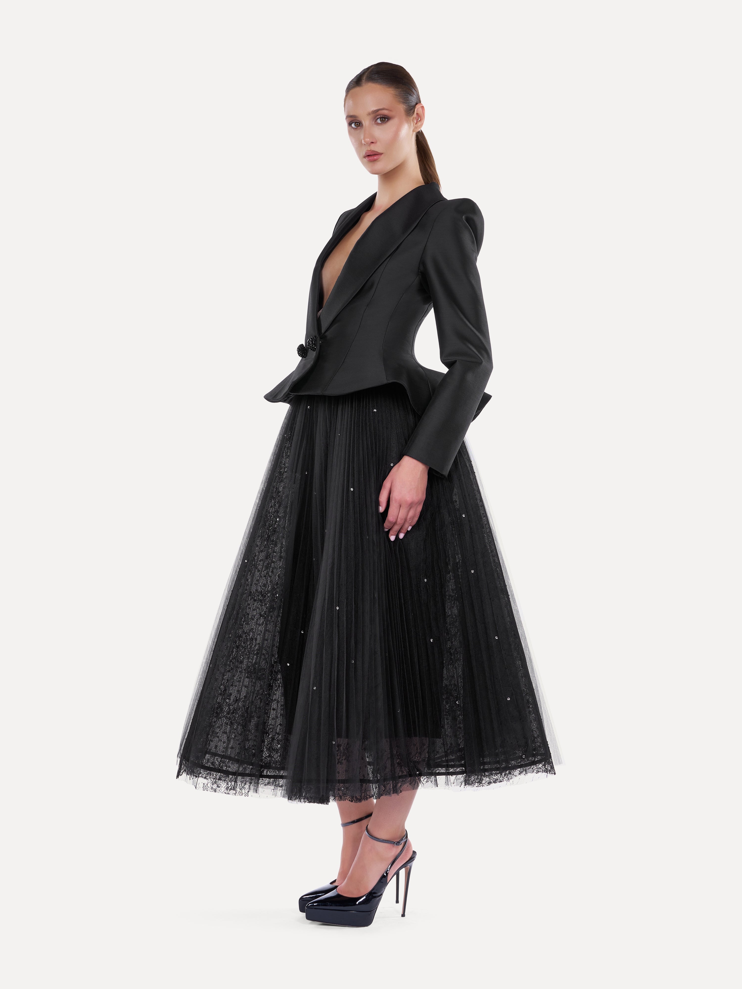 Costum elegant cu guler sal Araftu Couture