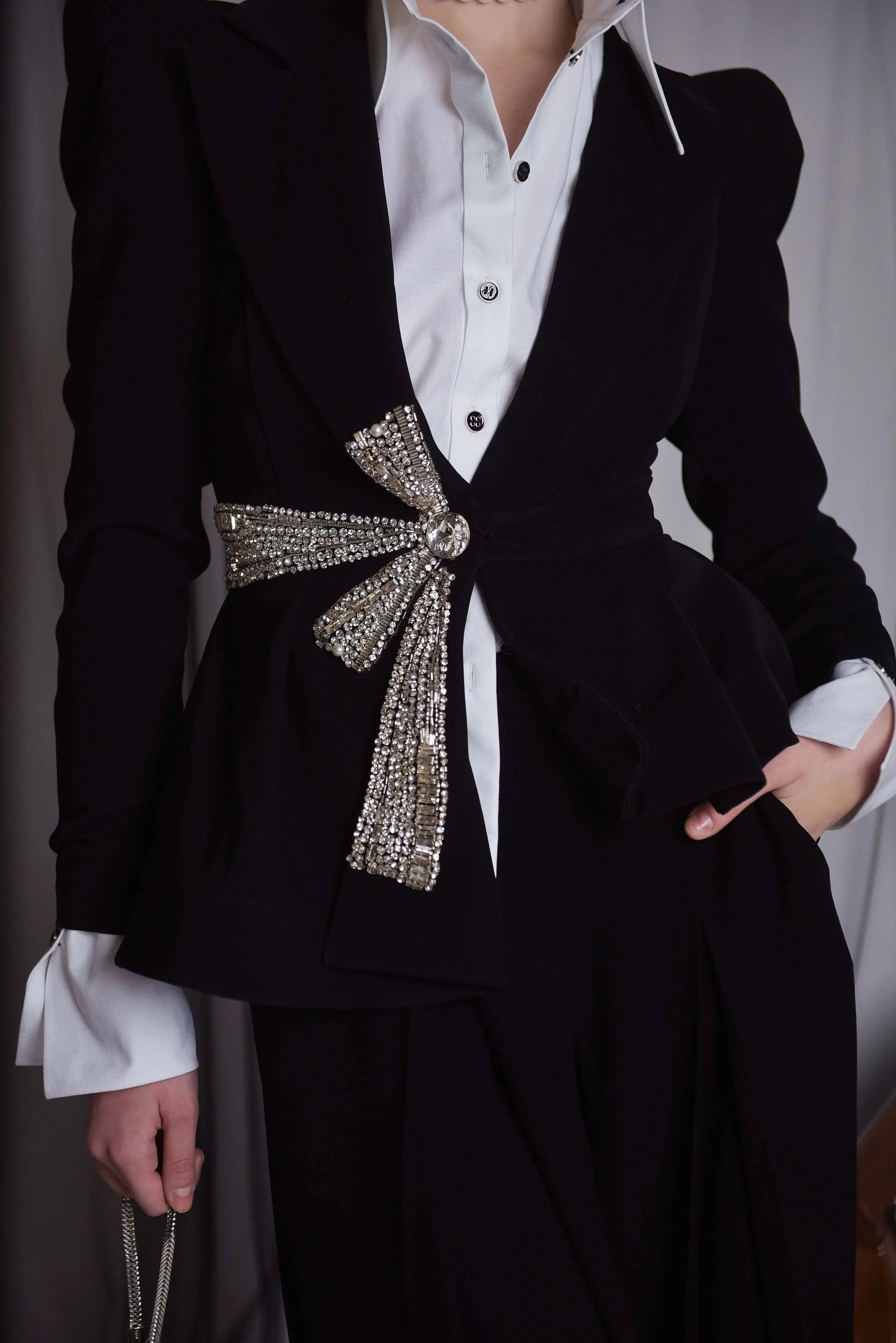 Costum elegant cu pantalon Araftu Couture