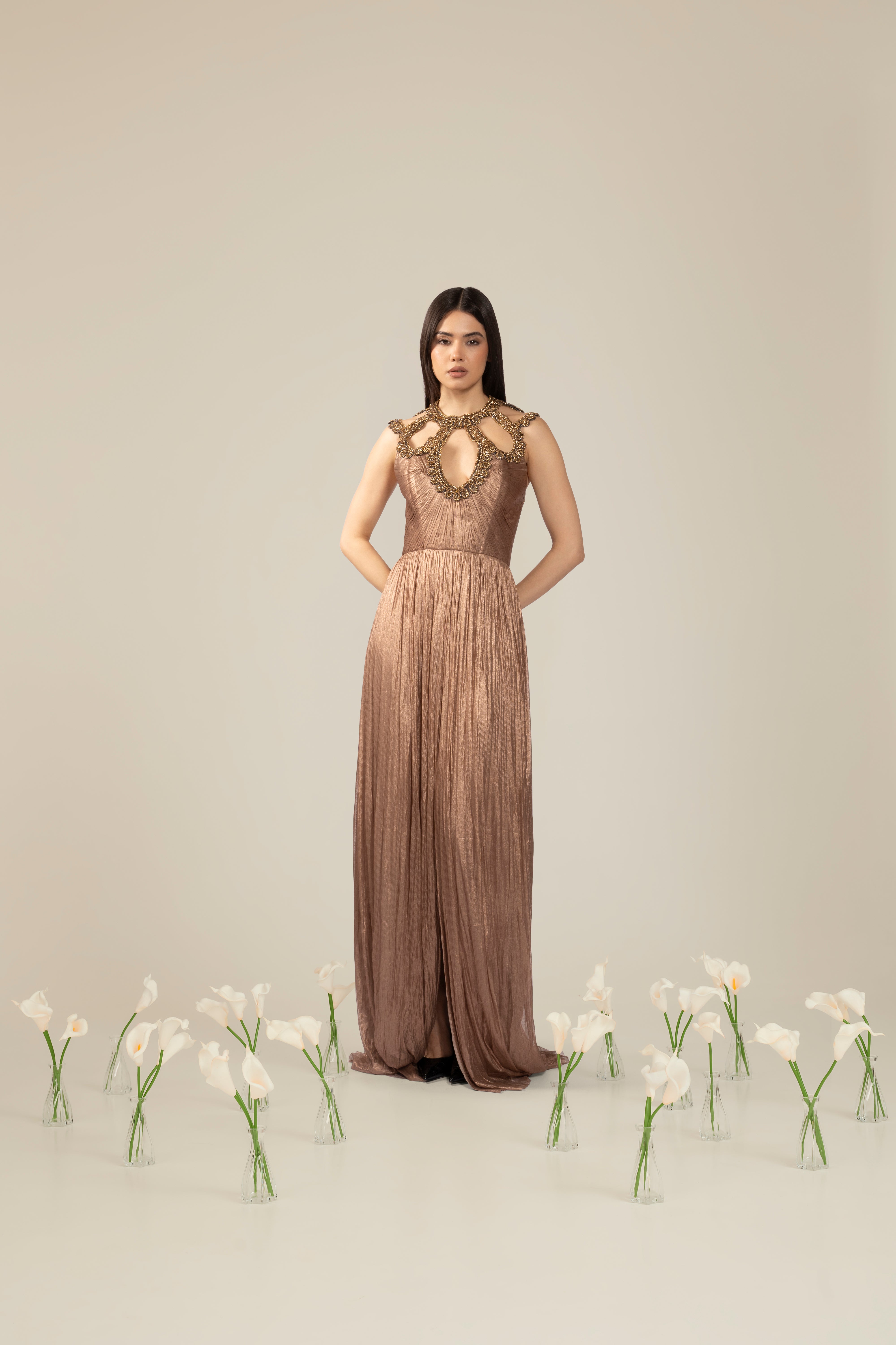 Rochie lunga din tulle de matase cu guler din pietre Araftu Couture