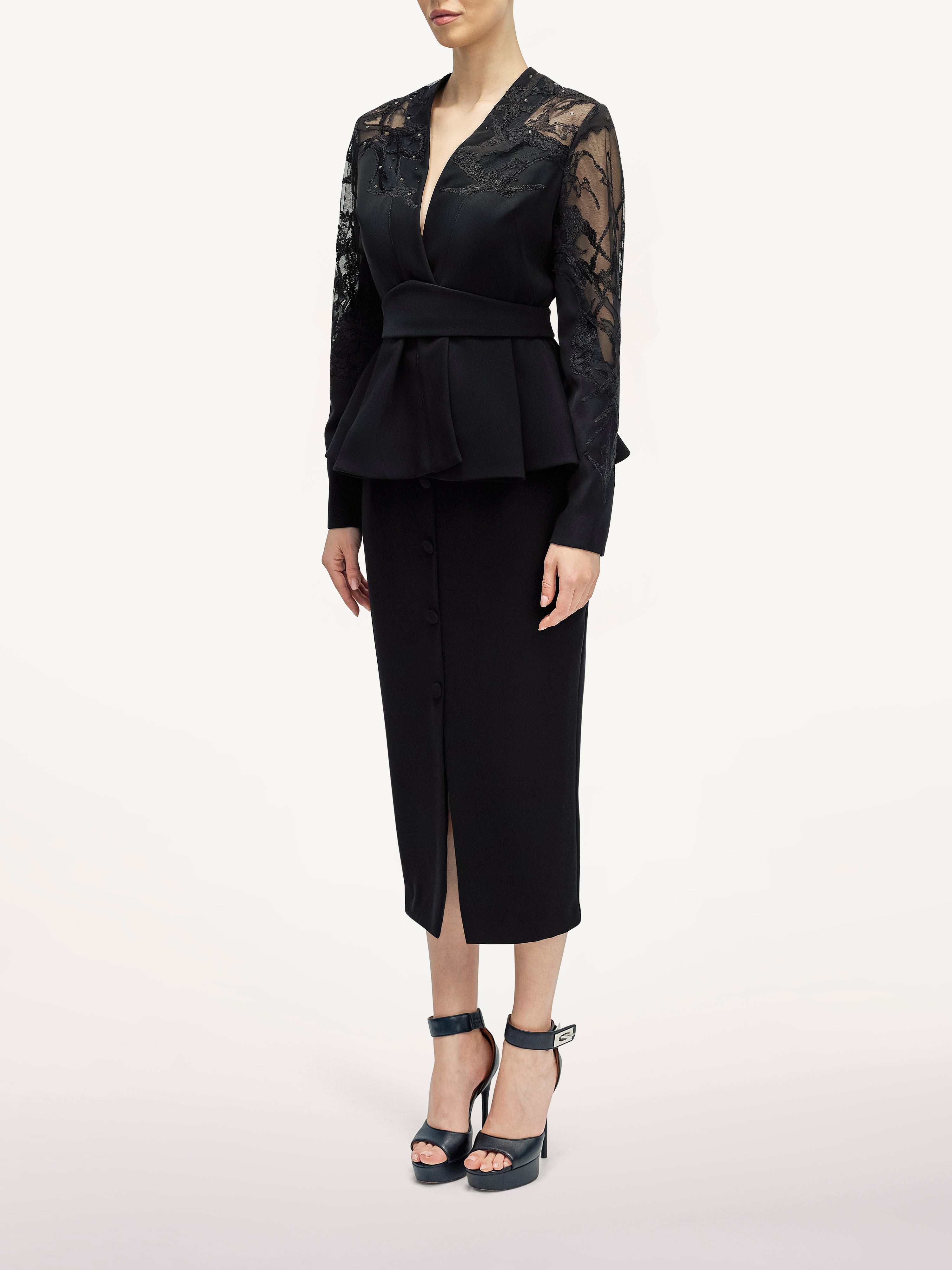 Costum cu fusta conica si Sacou Petrecut Araftu Couture