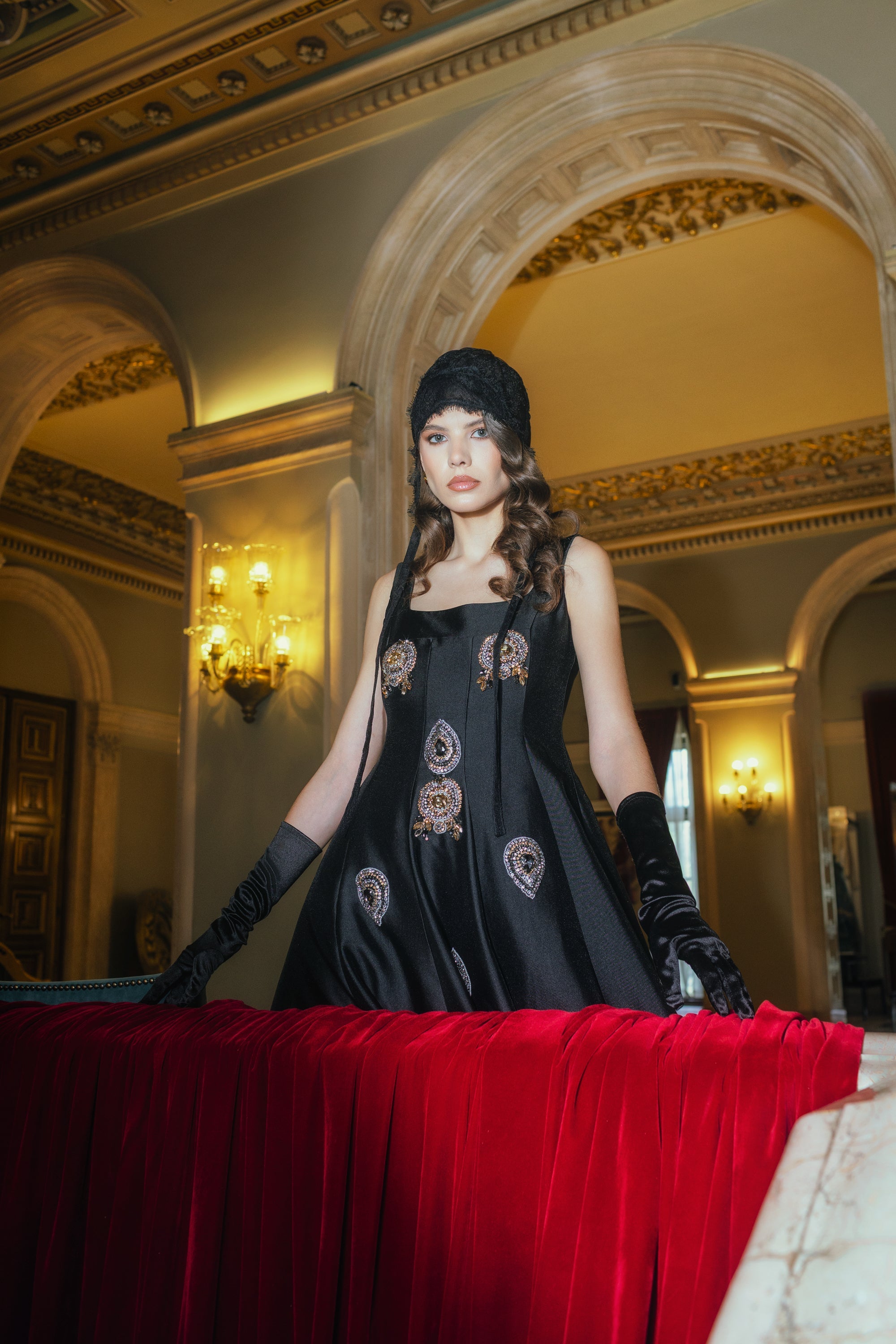 Rochie din tafta in clini cu aplicatii Araftu Couture