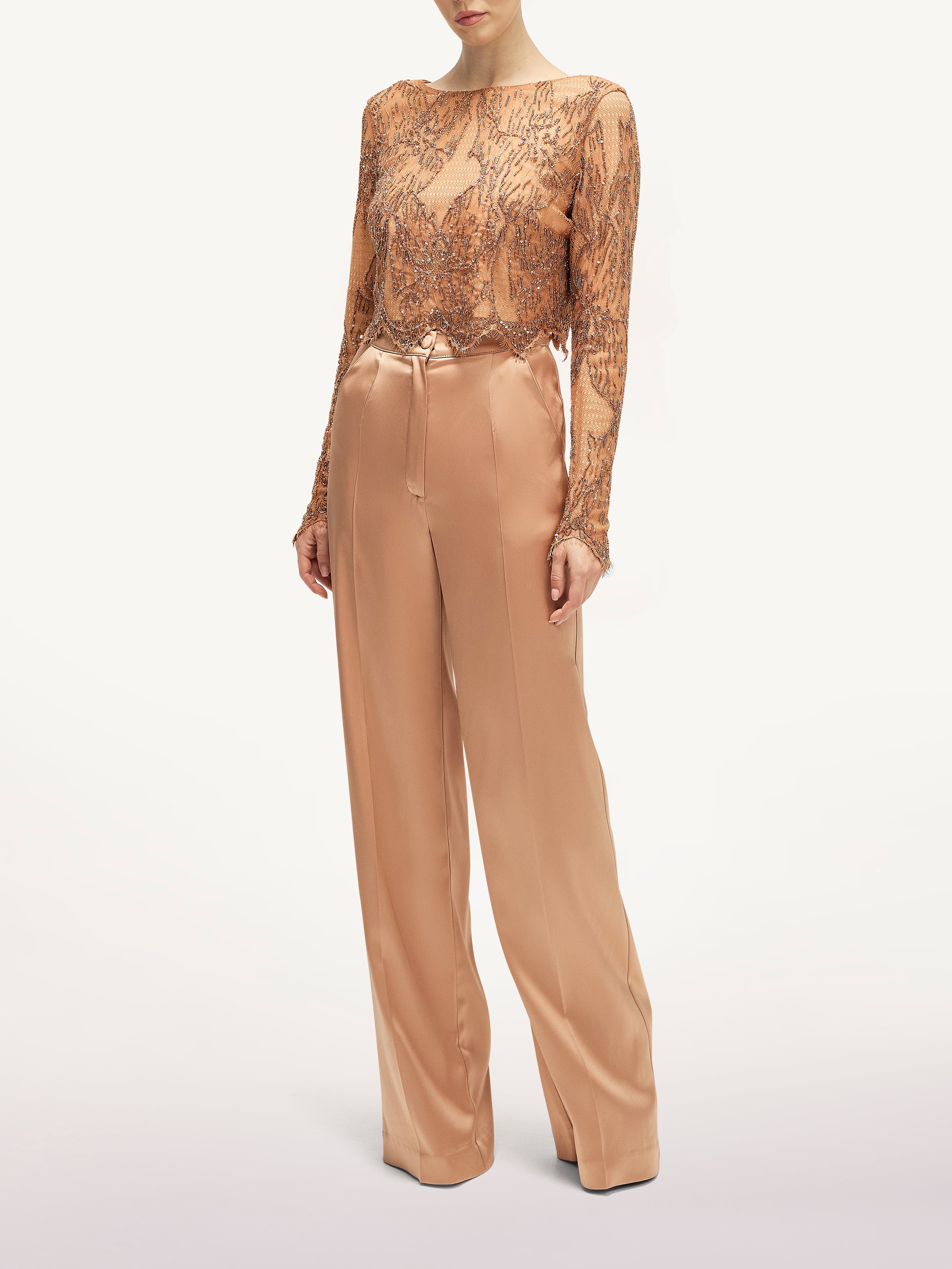 Costum cu Bluza Crop din Dantela Araftu Couture