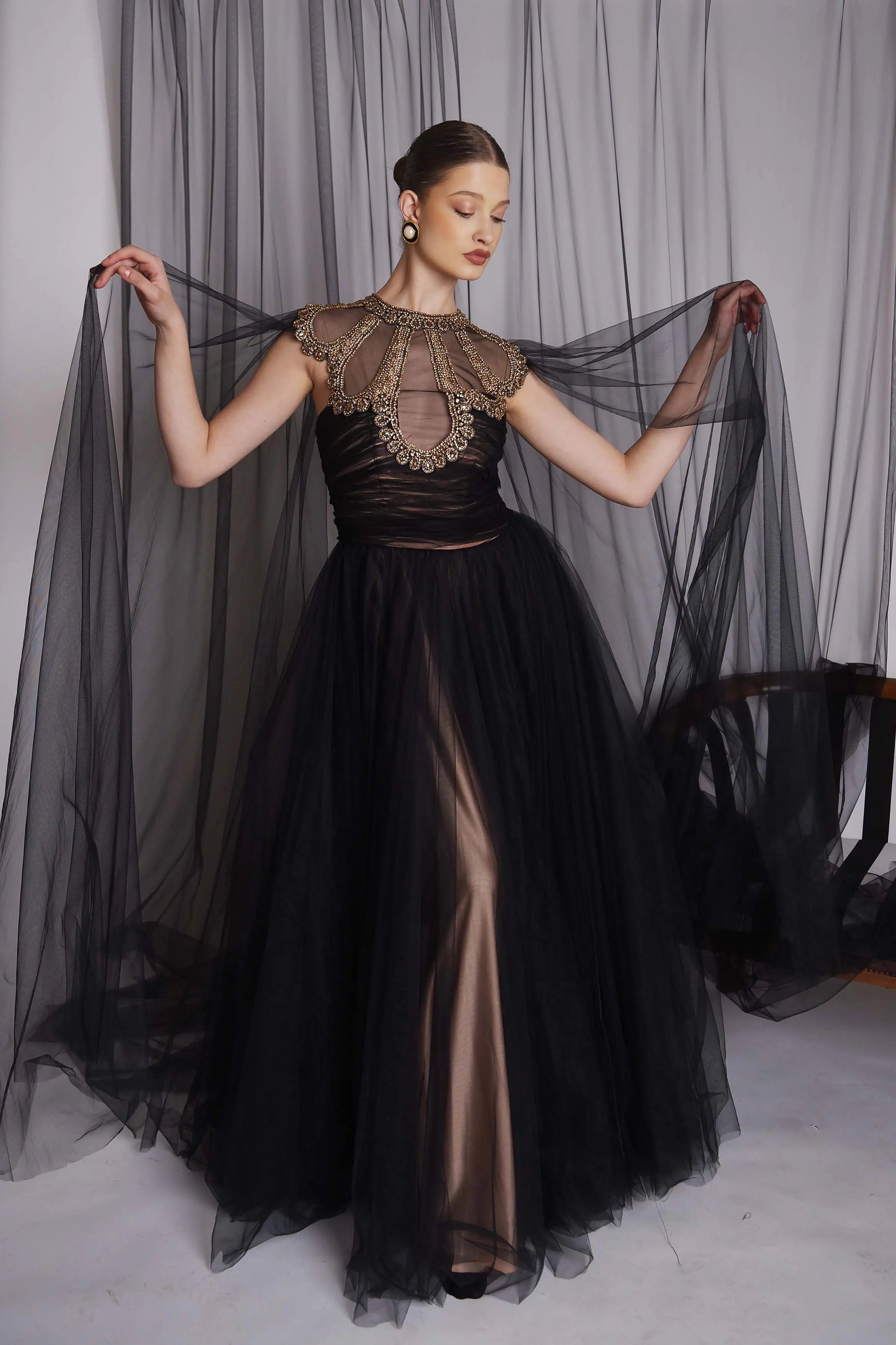 Rochie de seara cu guler din pietre Araftu Couture