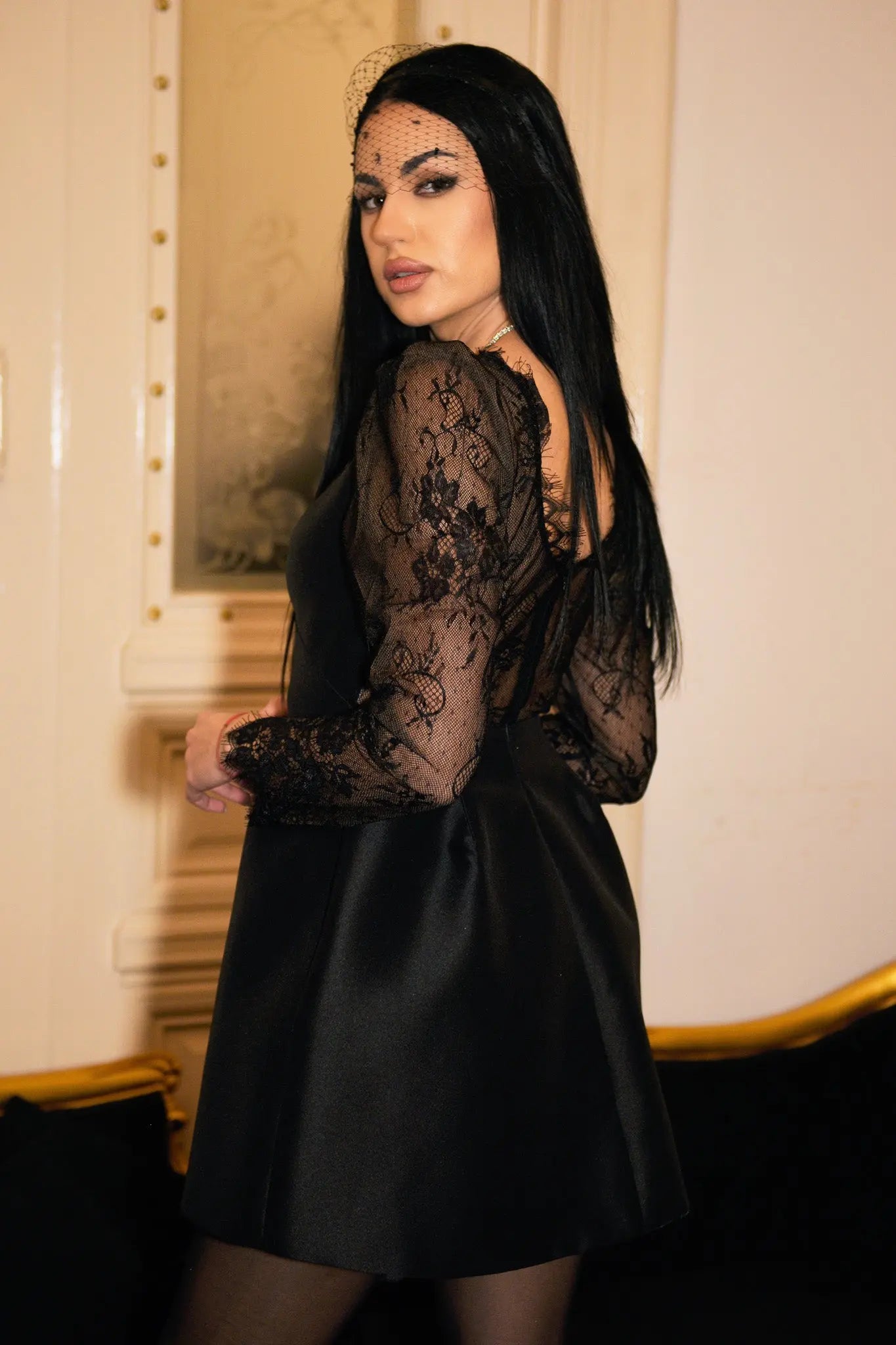 Rochie mini din tafta si dantela chantily Araftu Couture