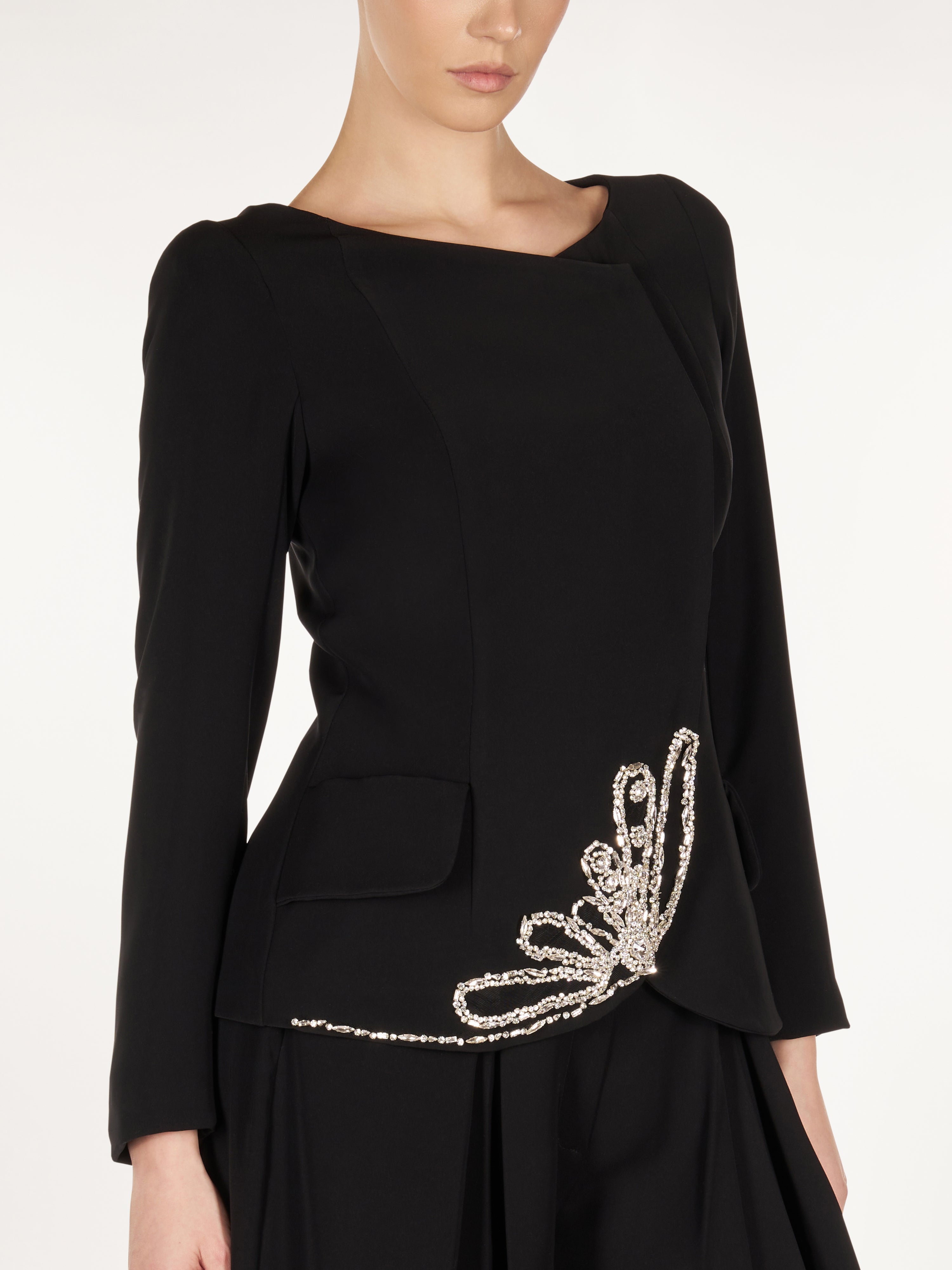 EMBROIDERY JACKET WITH EXTRA WIDE PANTS Araftu Couture