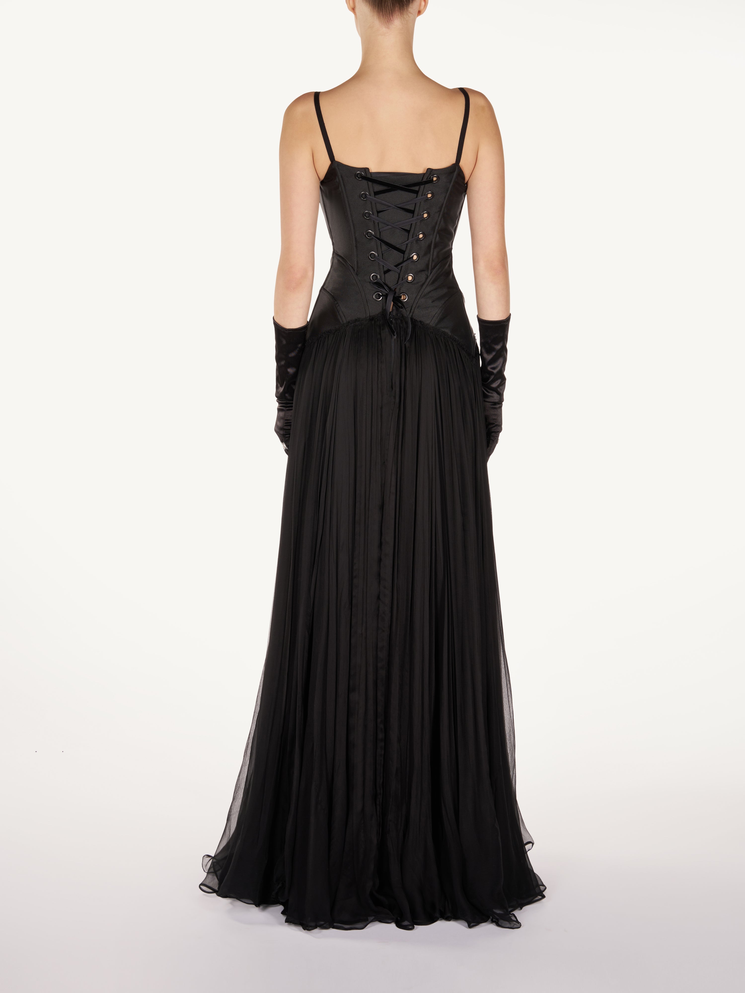 SILK EVENING DRESS WITH CHANTILY Araftu Couture