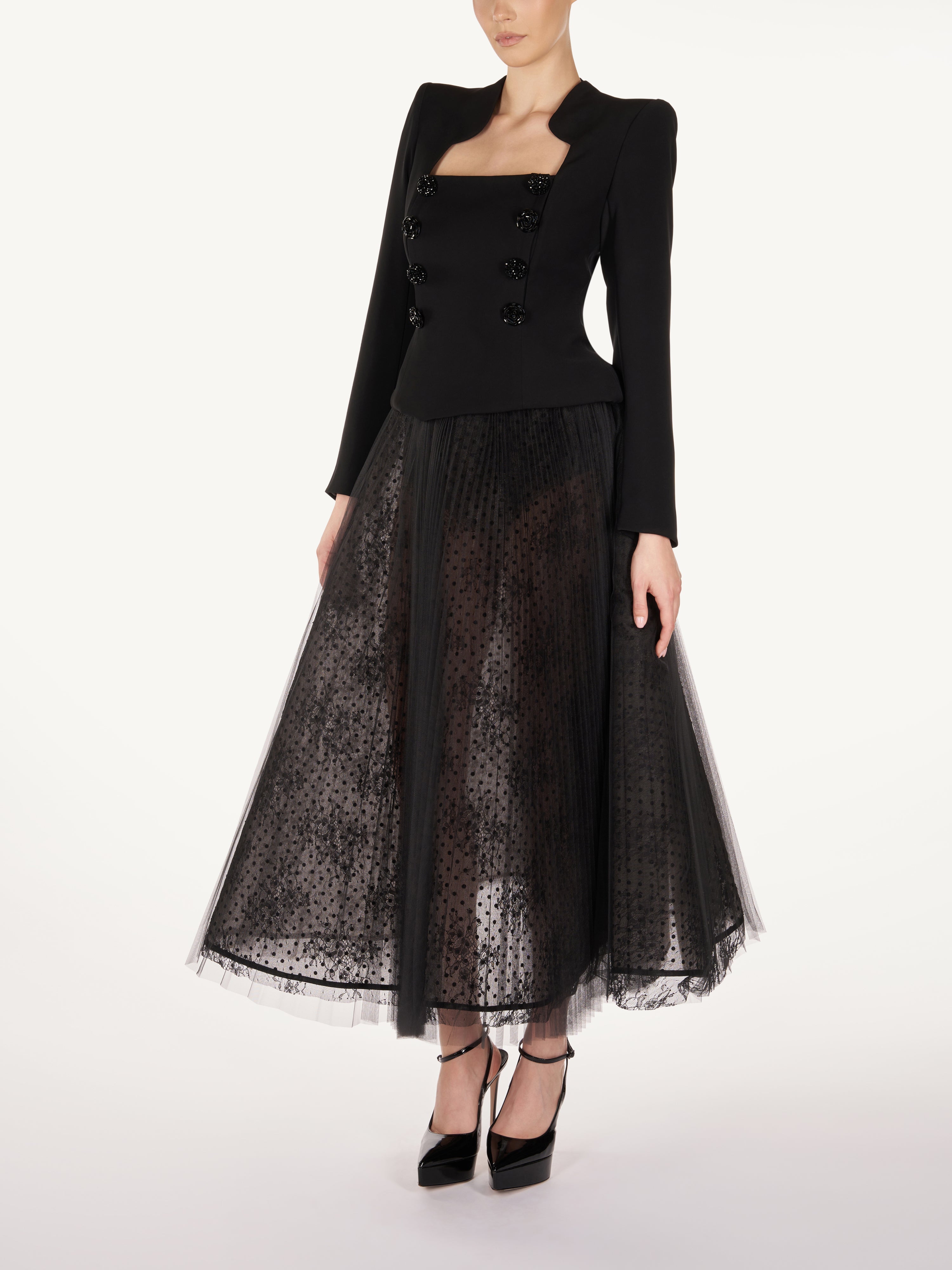 FITTED JACKET AND CHANTILLY LACE SKIRT Araftu Couture