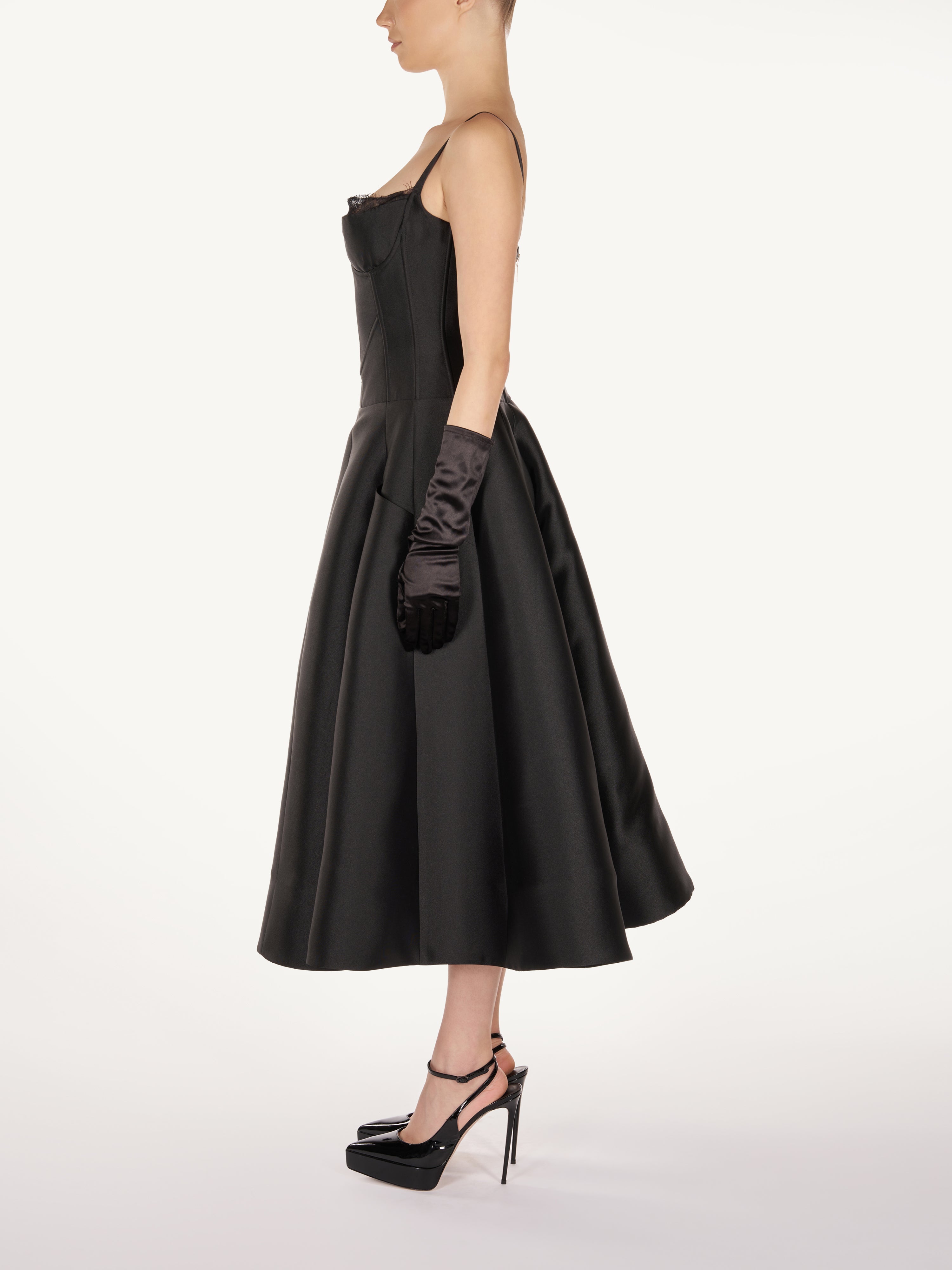 RETRO TAFETTA DRESS WITH CHANTILY Araftu Couture