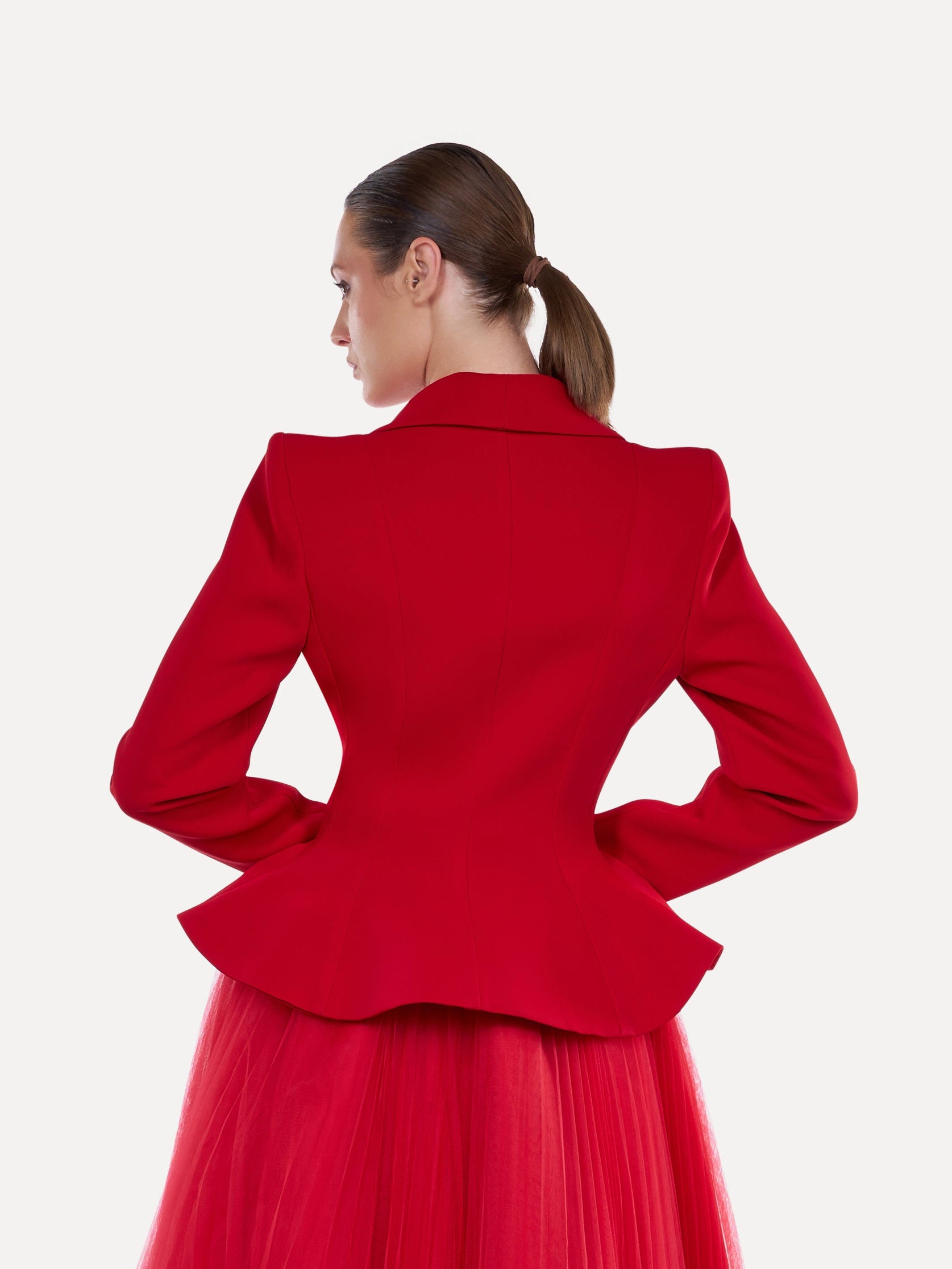 Costum cu sacou cambrat si fusta din tulle  Araftu Couture