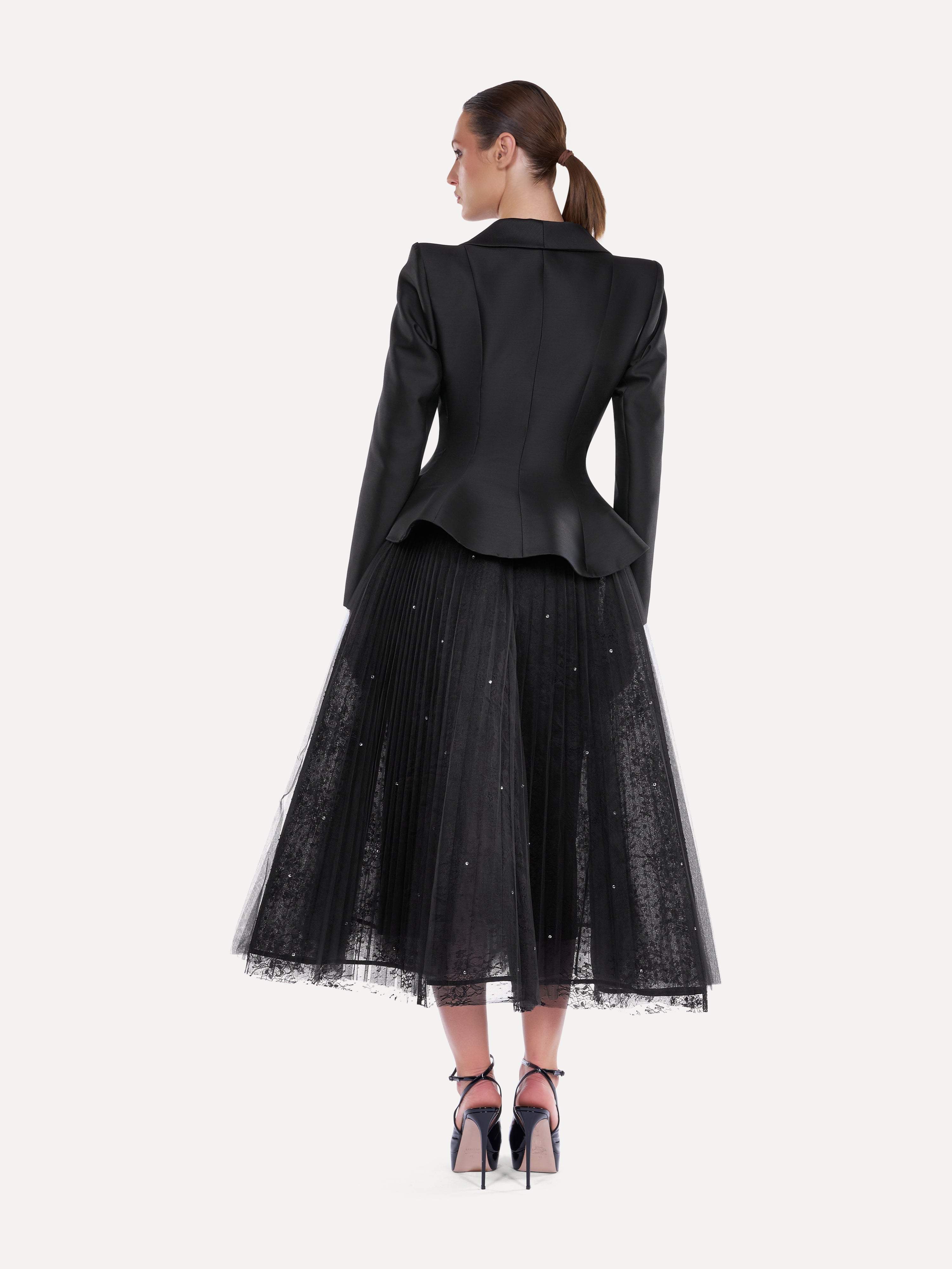 Costum elegant cu guler sal  Araftu Couture
