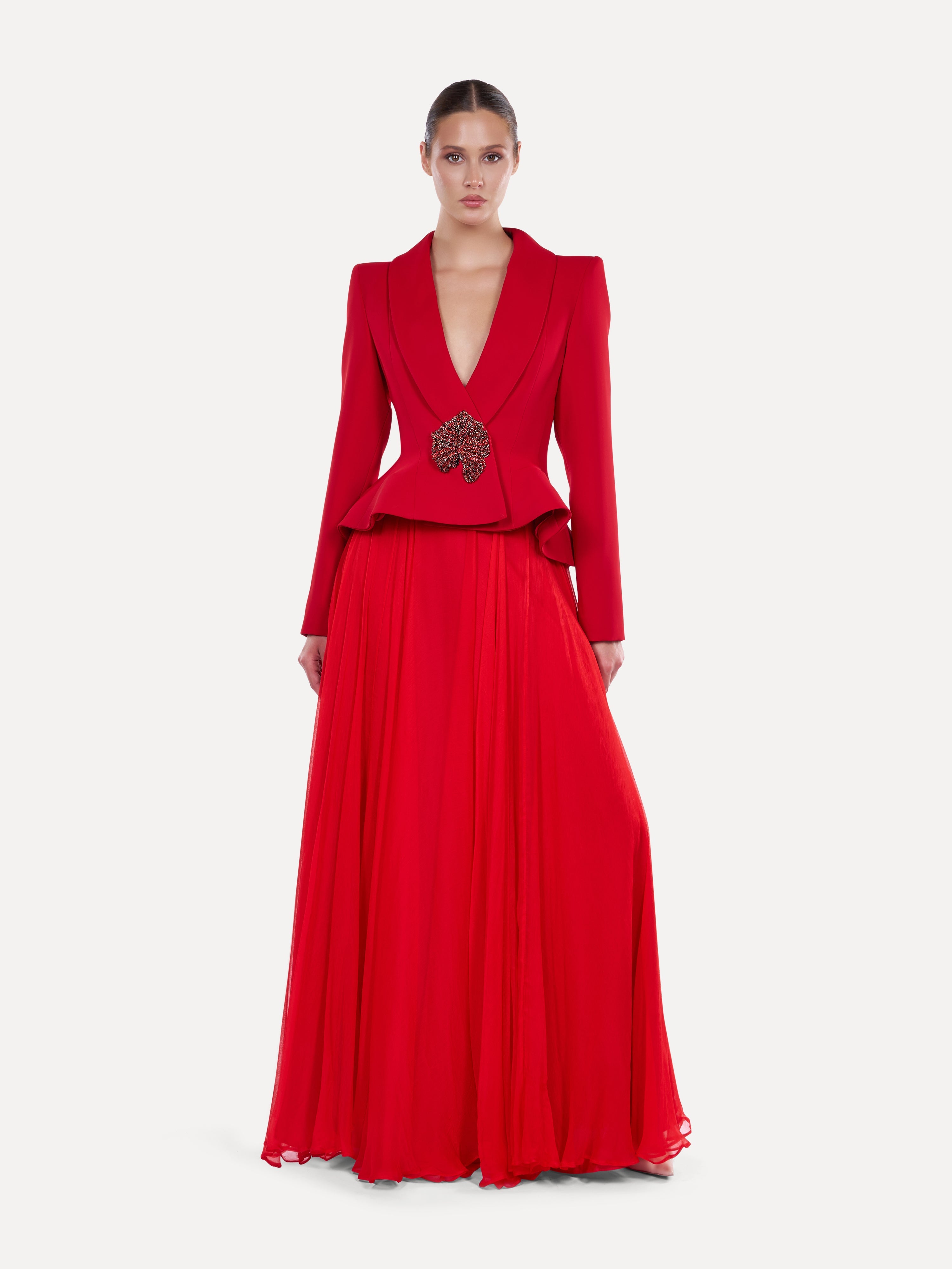 Costum cu sacou cambrat si fusta maxi din voal natural  Araftu Couture