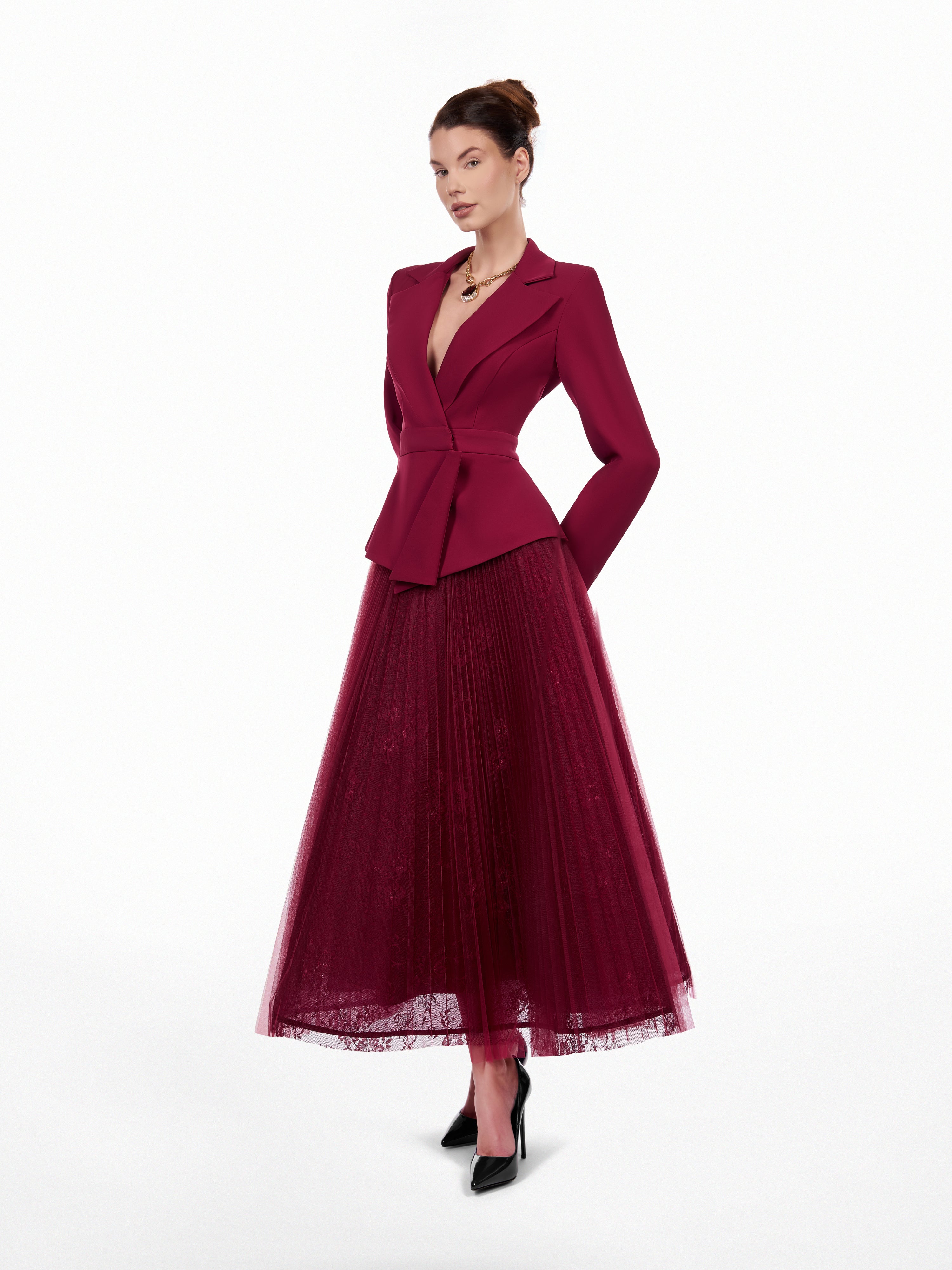 Costum cu fusta ampla din dantela  Araftu Couture