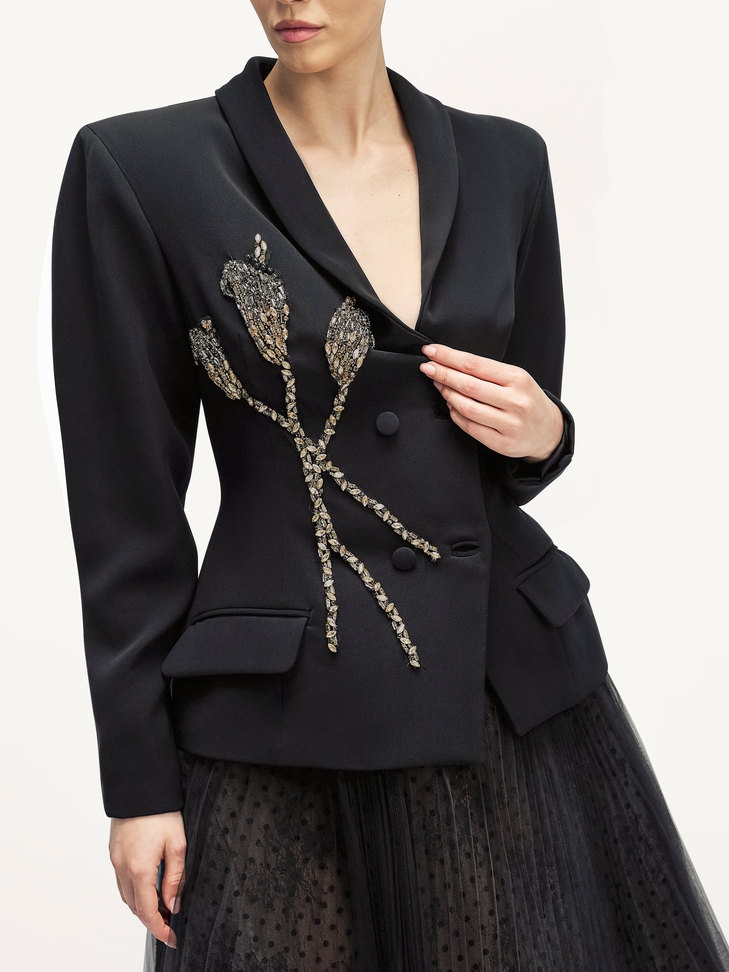 Costum Elegant Cu Fusta Clos din Dantela  Araftu Couture