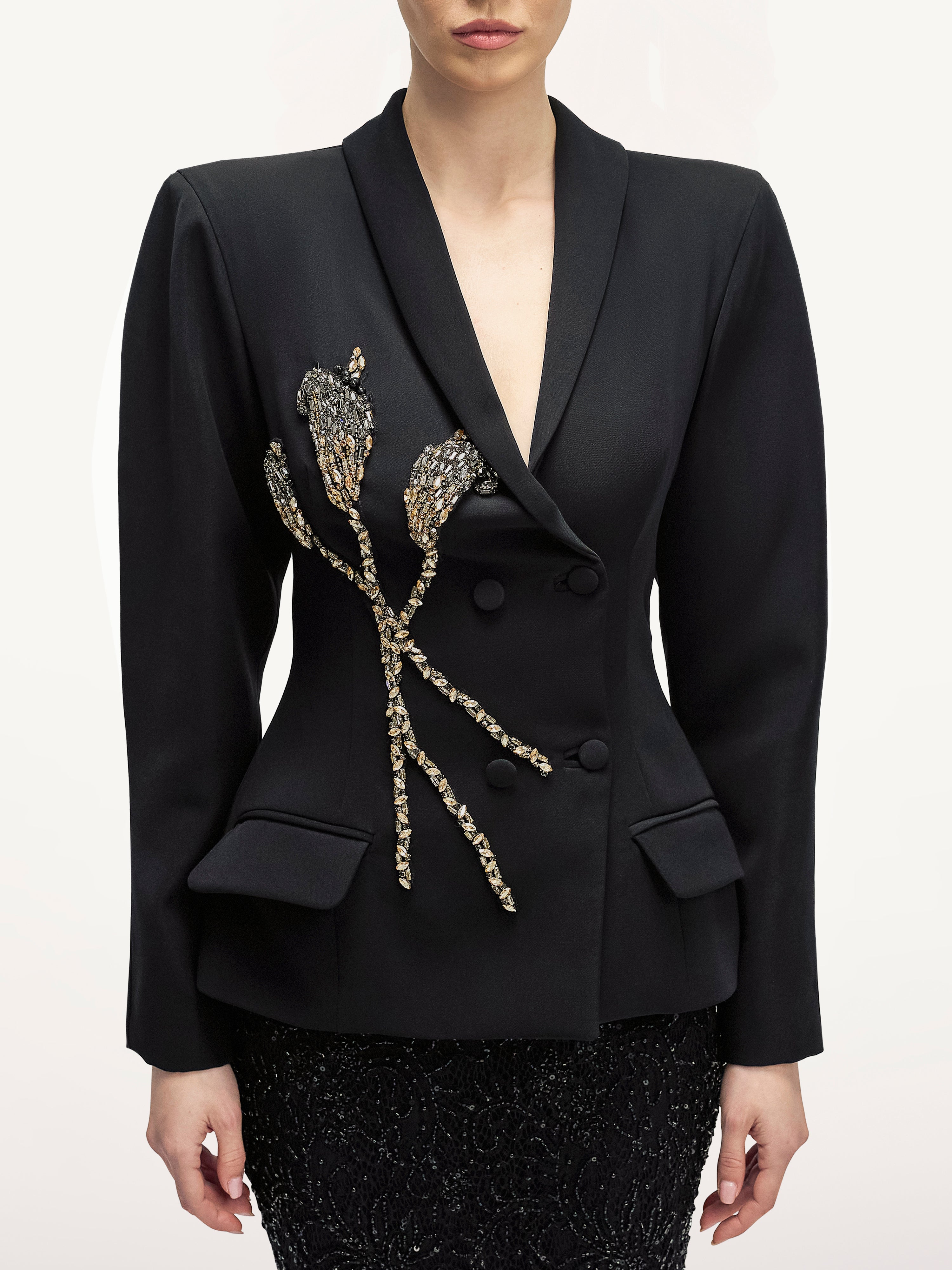 Costum Elegant cu Sacou cu Umeri Lati  Araftu Couture