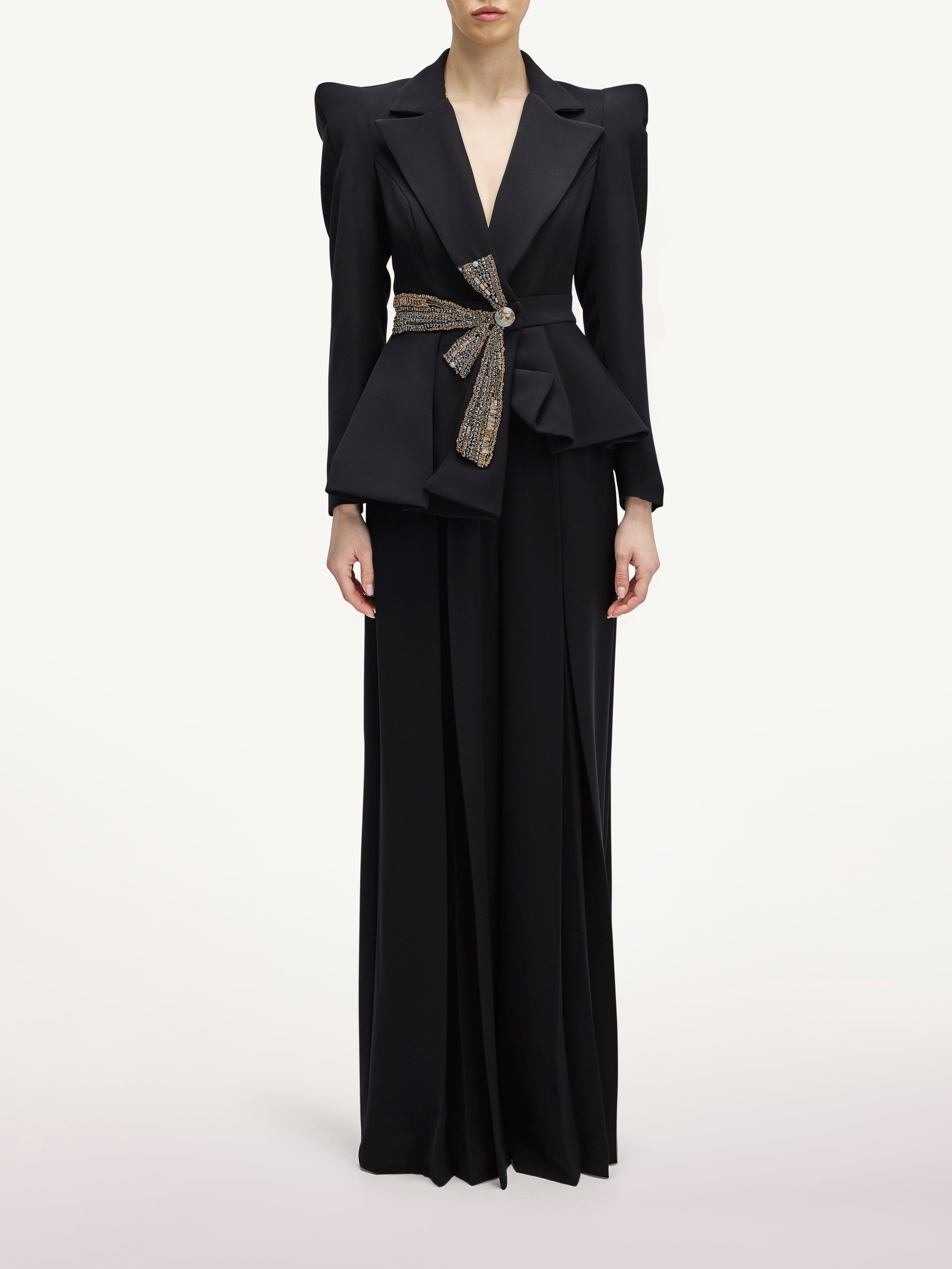 Costum Elegant CU Funda Aurie  Araftu Couture